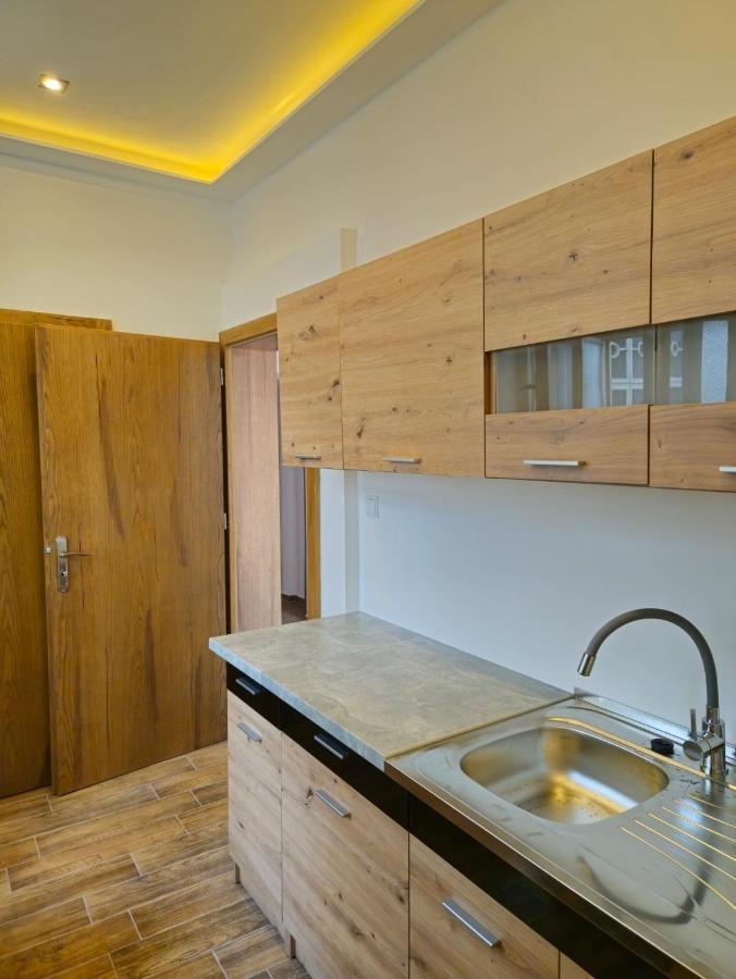 Apartmany Native Prešov Esterno foto
